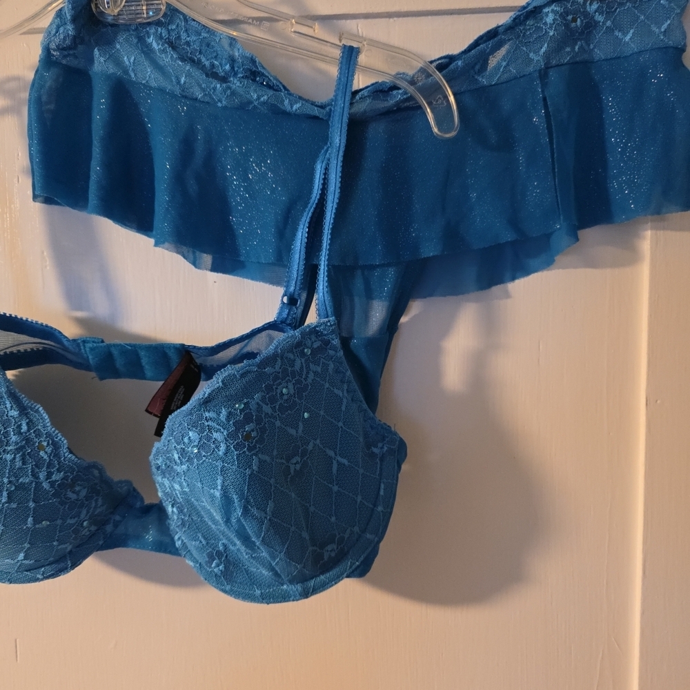 Victoria's Secret Shimmering Blue Lace Bra Set